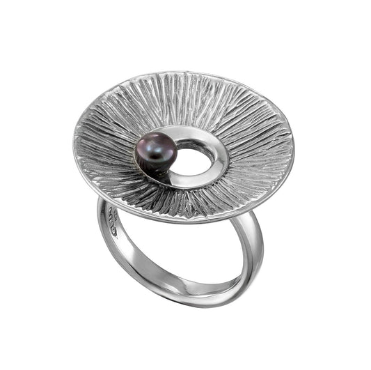Textured Disc Sterling Silver Ring with Black Pearl